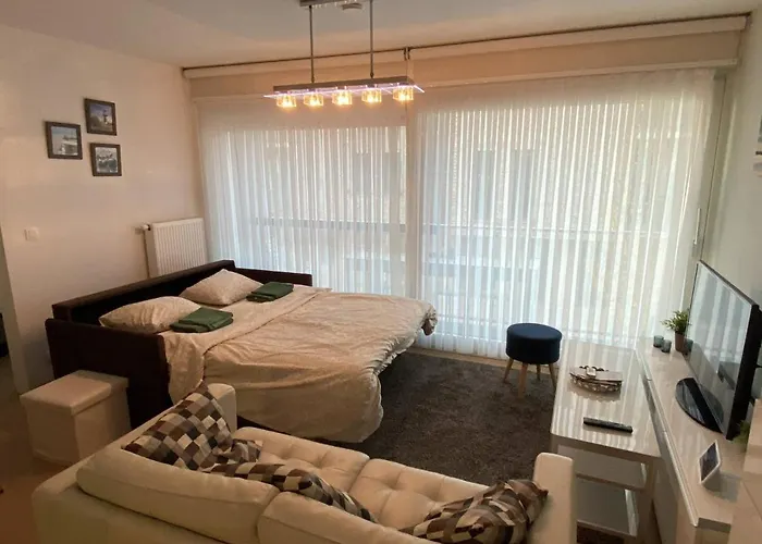 Even Zee Waterkant ניופורט